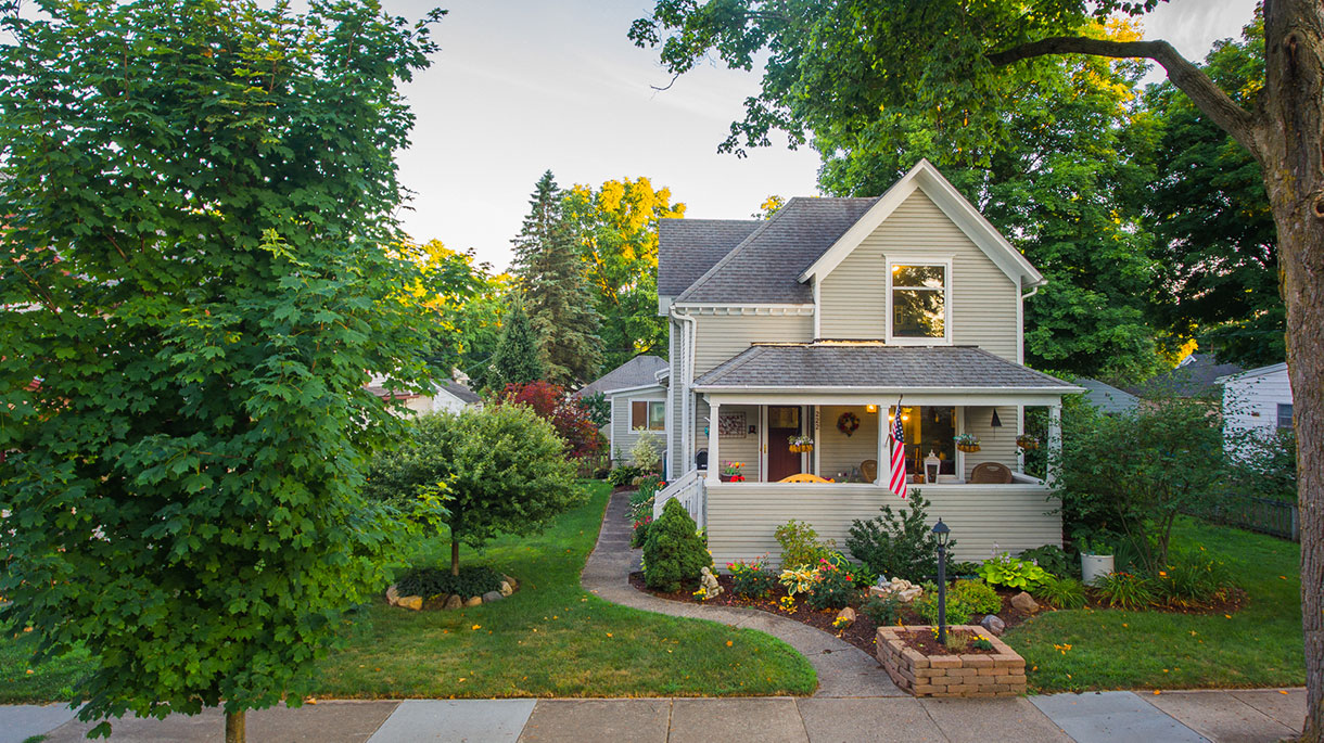 Meet Your Hometown Professionals at EXIT Realty Advantage